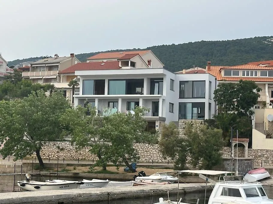 Villa Seawave - On The Beach! Rab Town