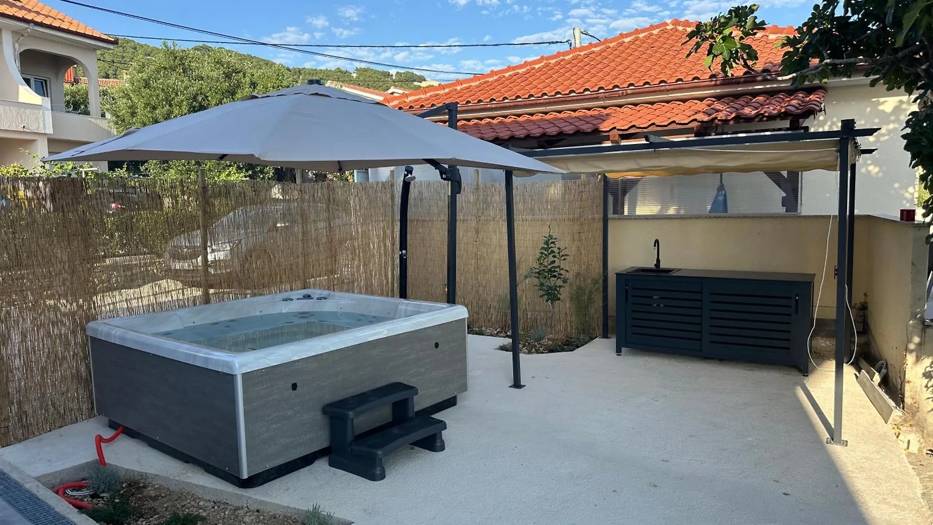 Villa Seawave - On The Beach! Rab Town